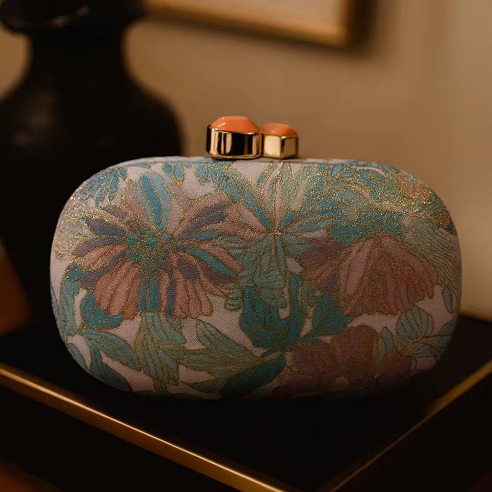 Jacquard party purse