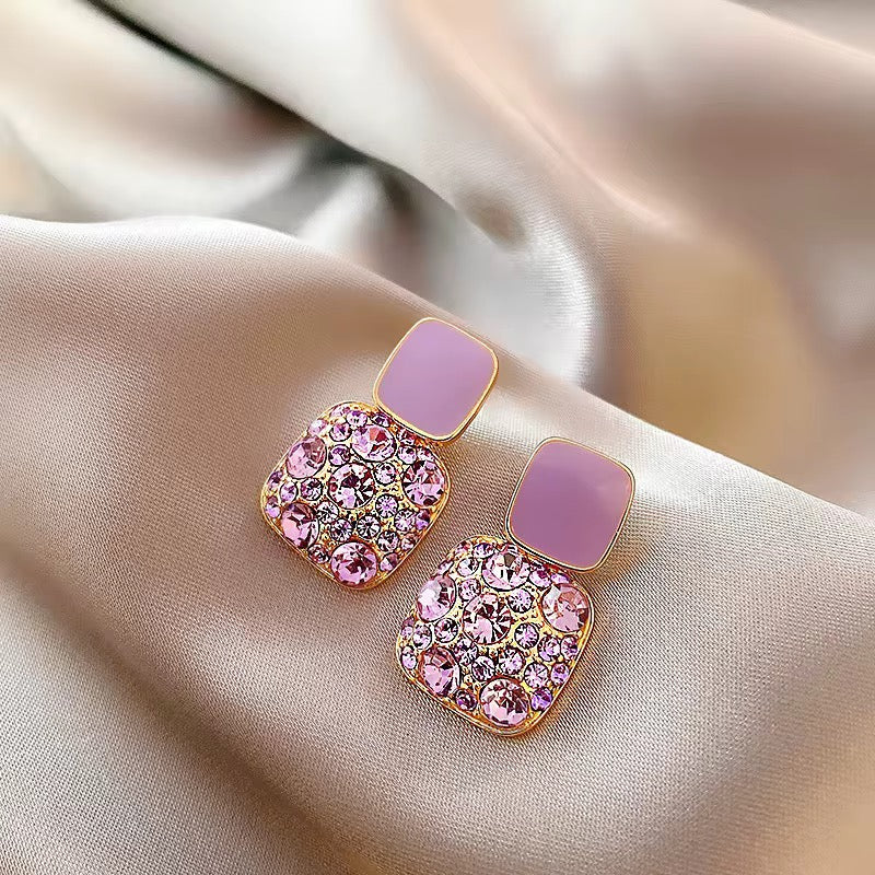 Crystal rhinestoned earring