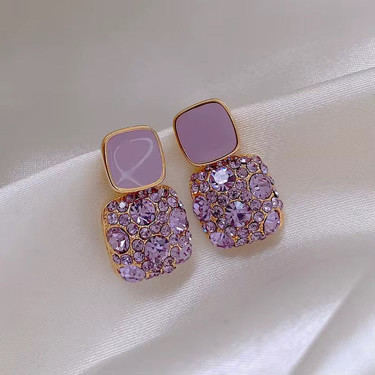 Crystal rhinestoned earring